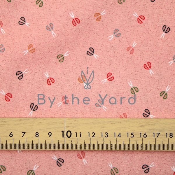 Handmade Fabrics Inc. Mini Shears - Pink